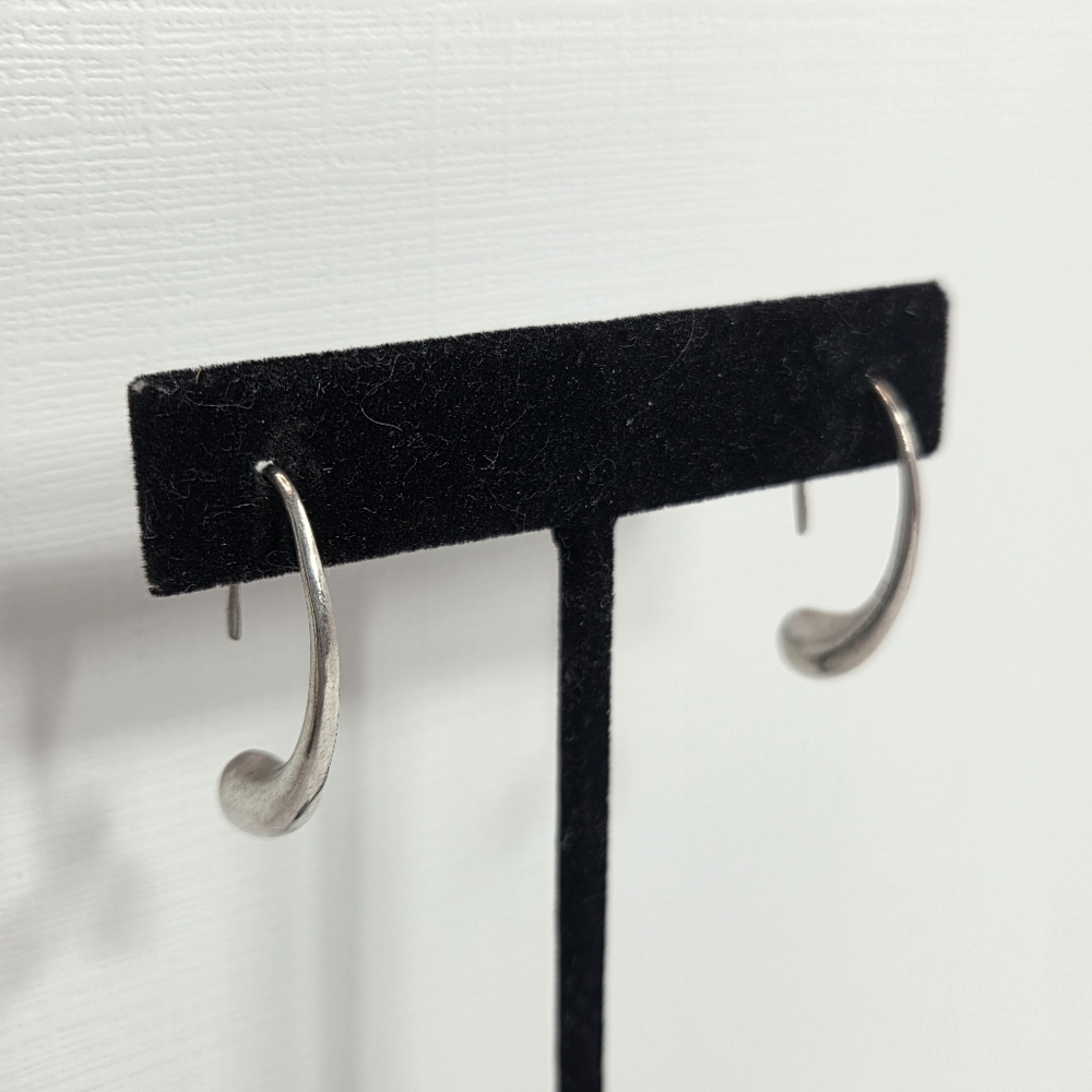 Sterling Silver 925 Teardrop Dangle Droplet Pierced Earrings